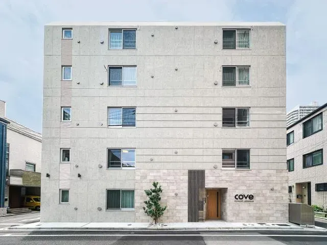 Exterior of the Cove Kiyosumi-Shirakawa furnished apartment building in Tokyo